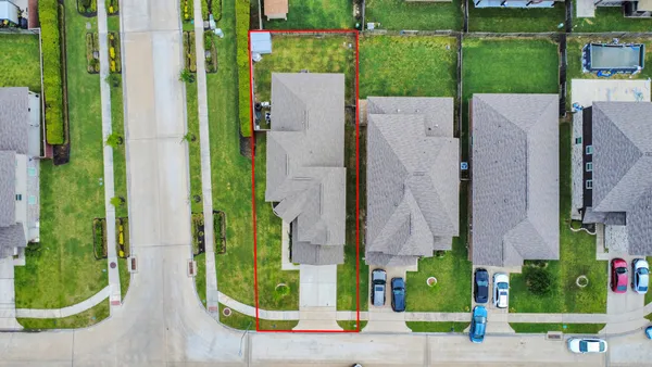 $2,900 | 14718 Black Rail Drive, Houston, TX 77049