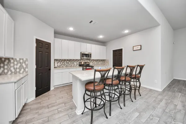 $2,900 | 14718 Black Rail Drive, Houston, TX 77049