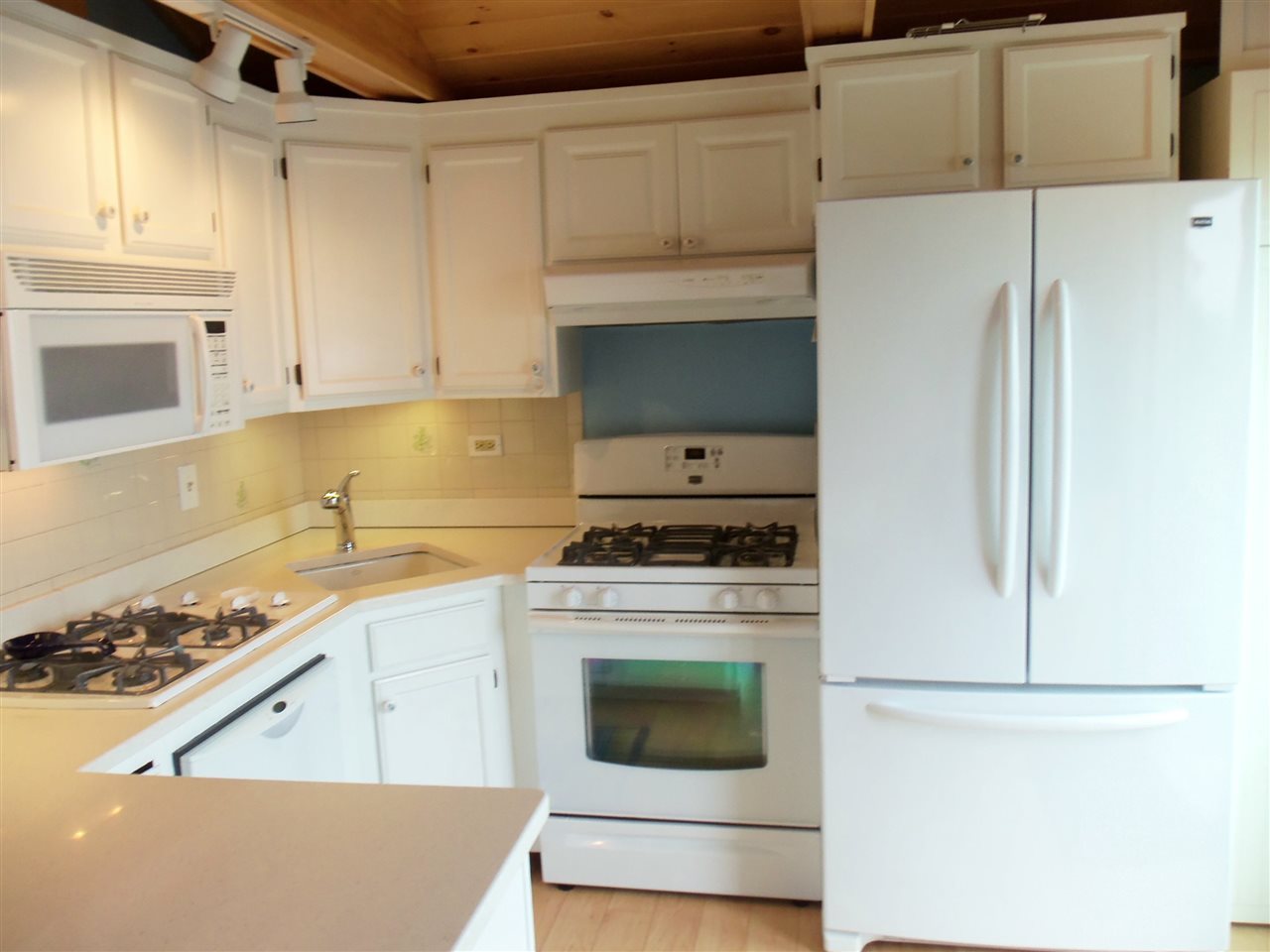 5 Sohier Park Road York, ME 03909 - Photo 8 of 18 Gallery Image 8