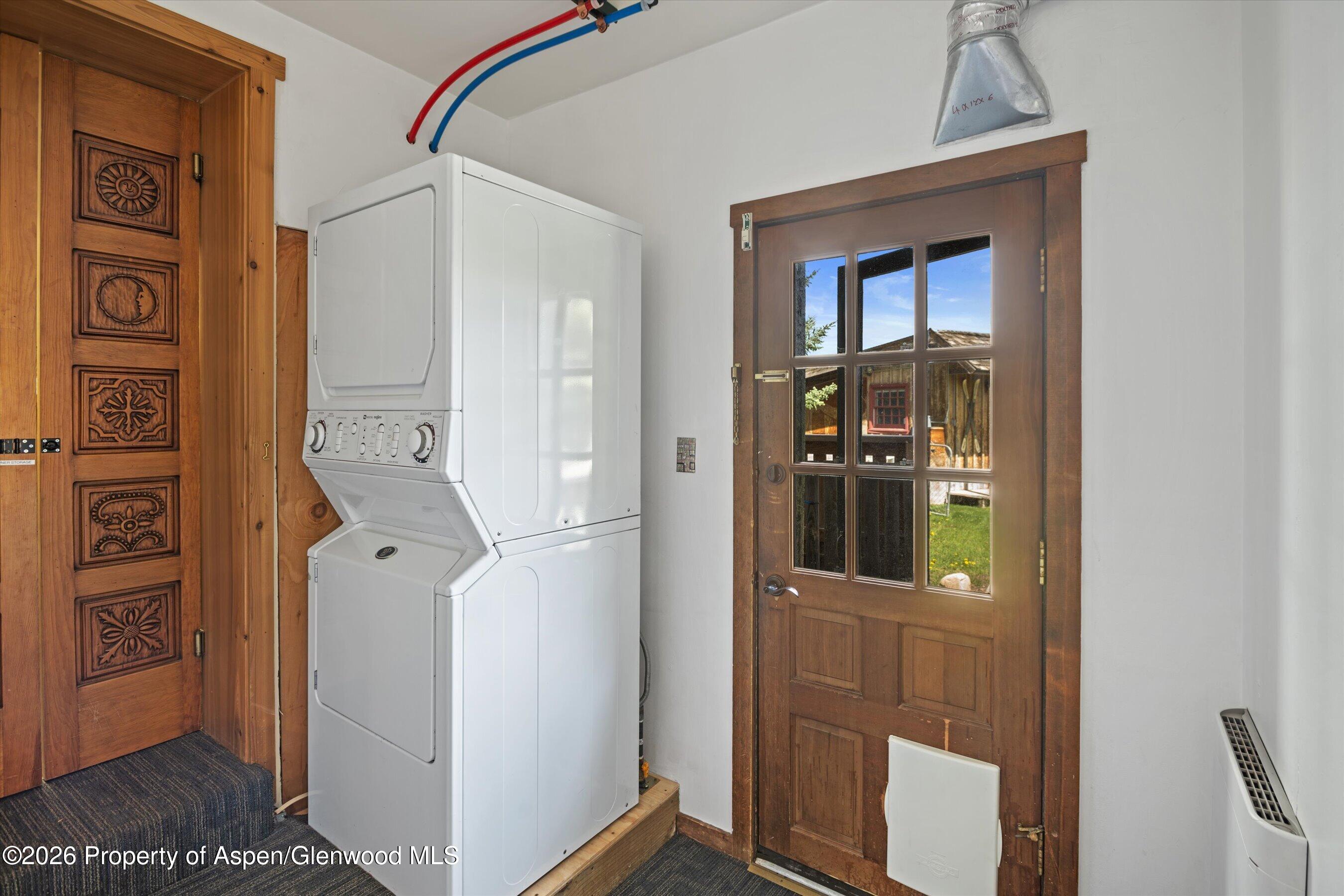 1645 Capitol Creek Road Snowmass, CO 81654 - Photo 19 of 51 Laundry room