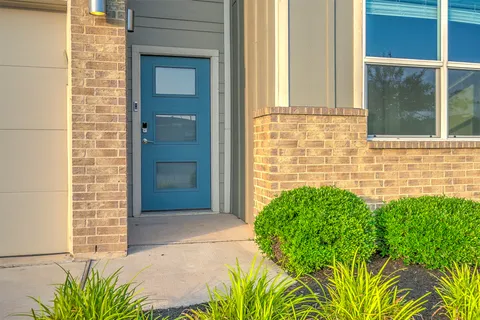 $2,300 | 4613 Tully Drive, Pflugerville, TX 78660