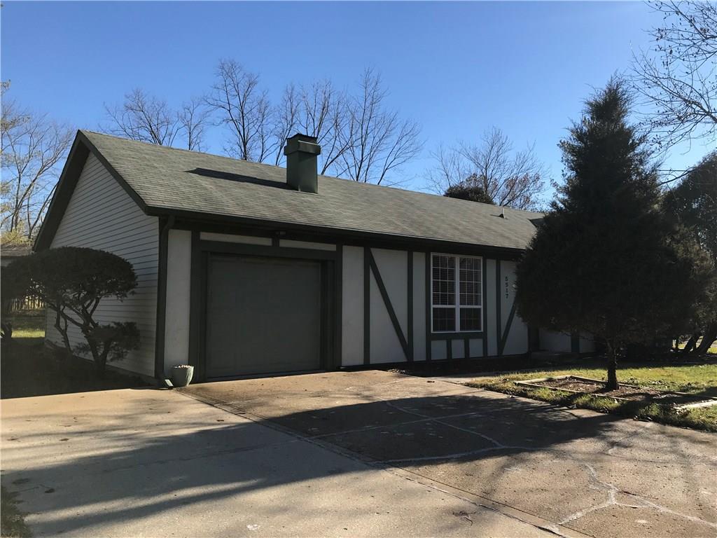 5517 Furnas Road Indianapolis, IN 46221 - Photo 3 of 21 Gallery Image 3