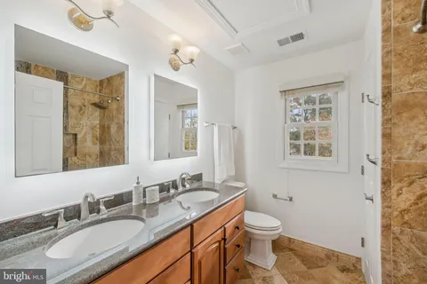 $1,549,000 | 4 Yellow Plum Court, Rockville, MD 20850