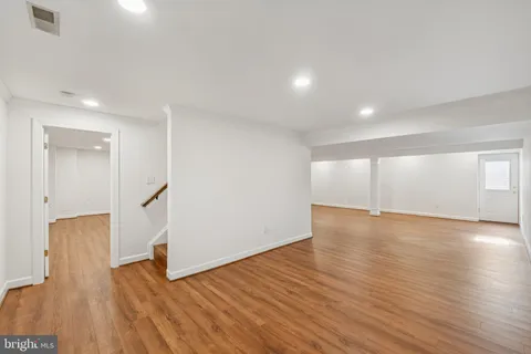 $1,549,000 | 4 Yellow Plum Court, Rockville, MD 20850