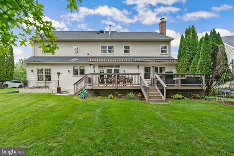 $1,549,000 | 4 Yellow Plum Court, Rockville, MD 20850