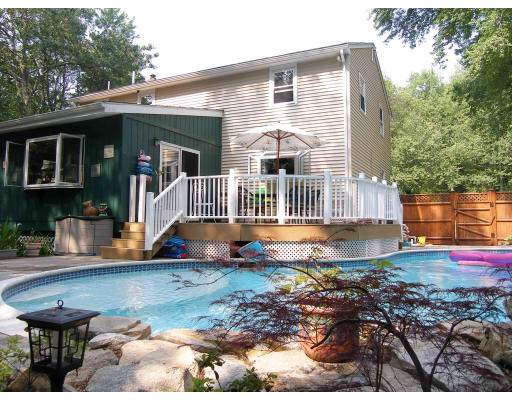 4 Berkeley Road Milford, MA 01757 - Photo 19 of 30 Gallery Image 19