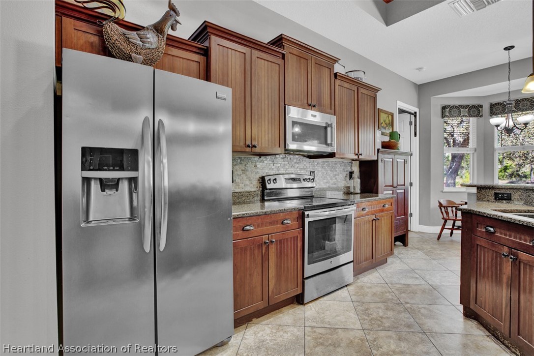 5668 Apple Road Sebring, FL 33875 - Photo 6 of 36 Gallery Image 6