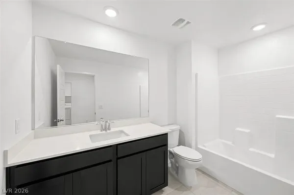 $1,950 | 5913 Yee Haw Street, Unit 125, North Las Vegas, NV 89081