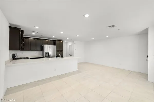 $1,950 | 5913 Yee Haw Street, Unit 125, North Las Vegas, NV 89081