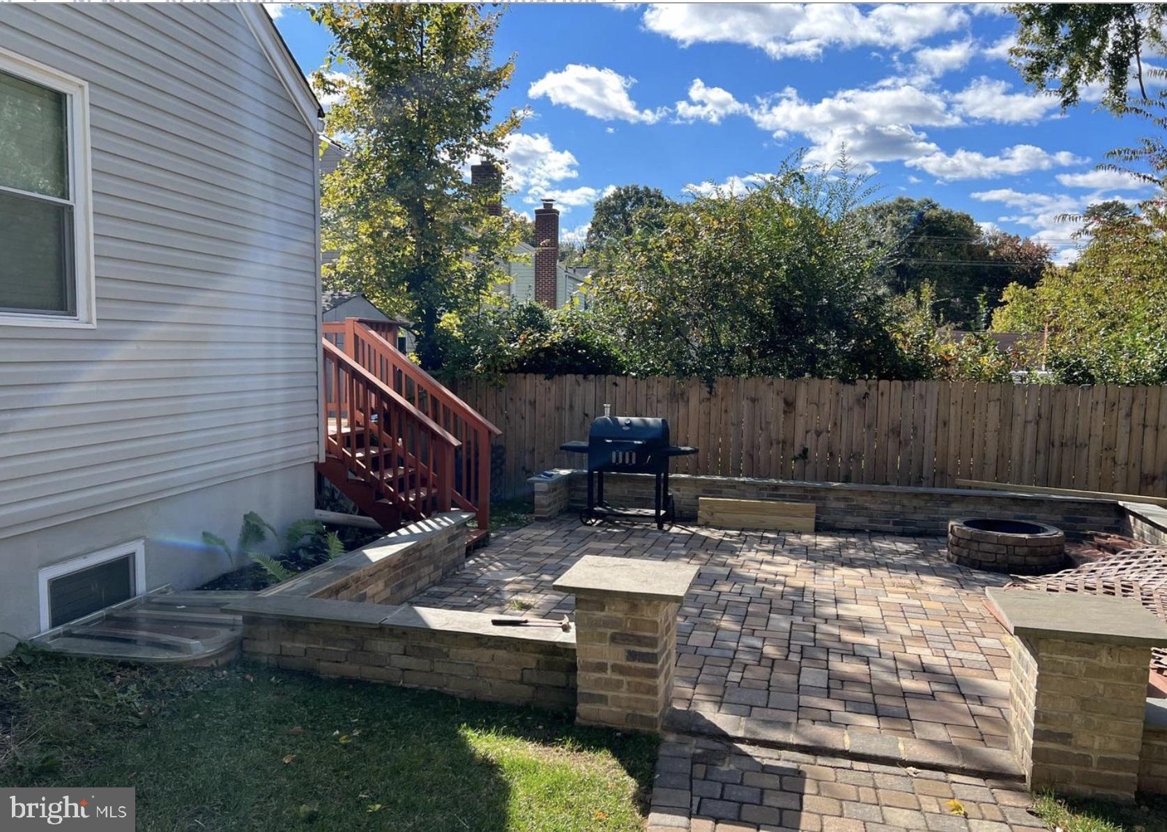 6953 Decatur Street Hyattsville, MD 20784 - Photo 3 of 23 Large Side Patio