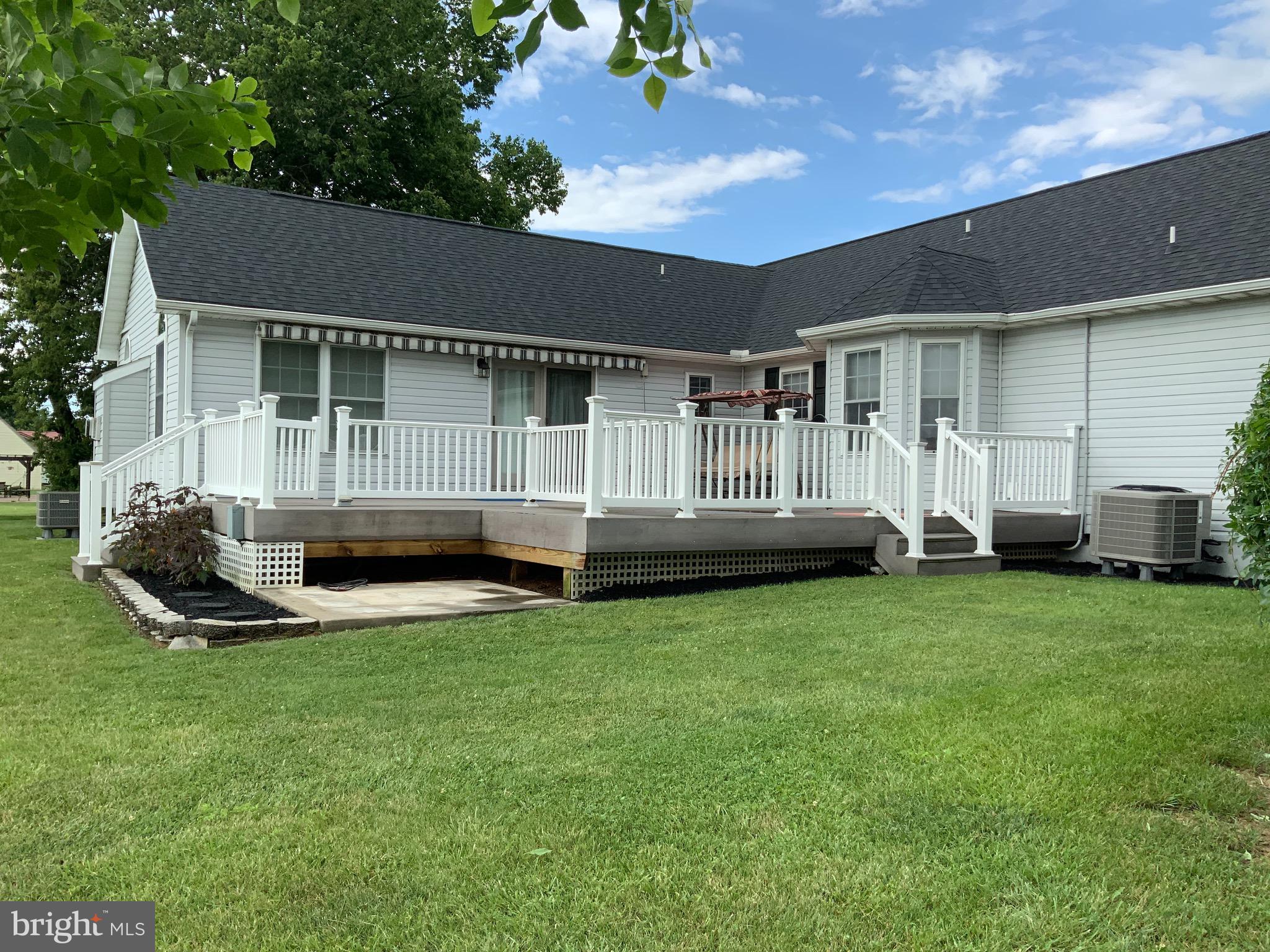 655 Co Rte 1/5 Falling Waters, WV 25419 - Photo 6 of 32 Gallery Image 6