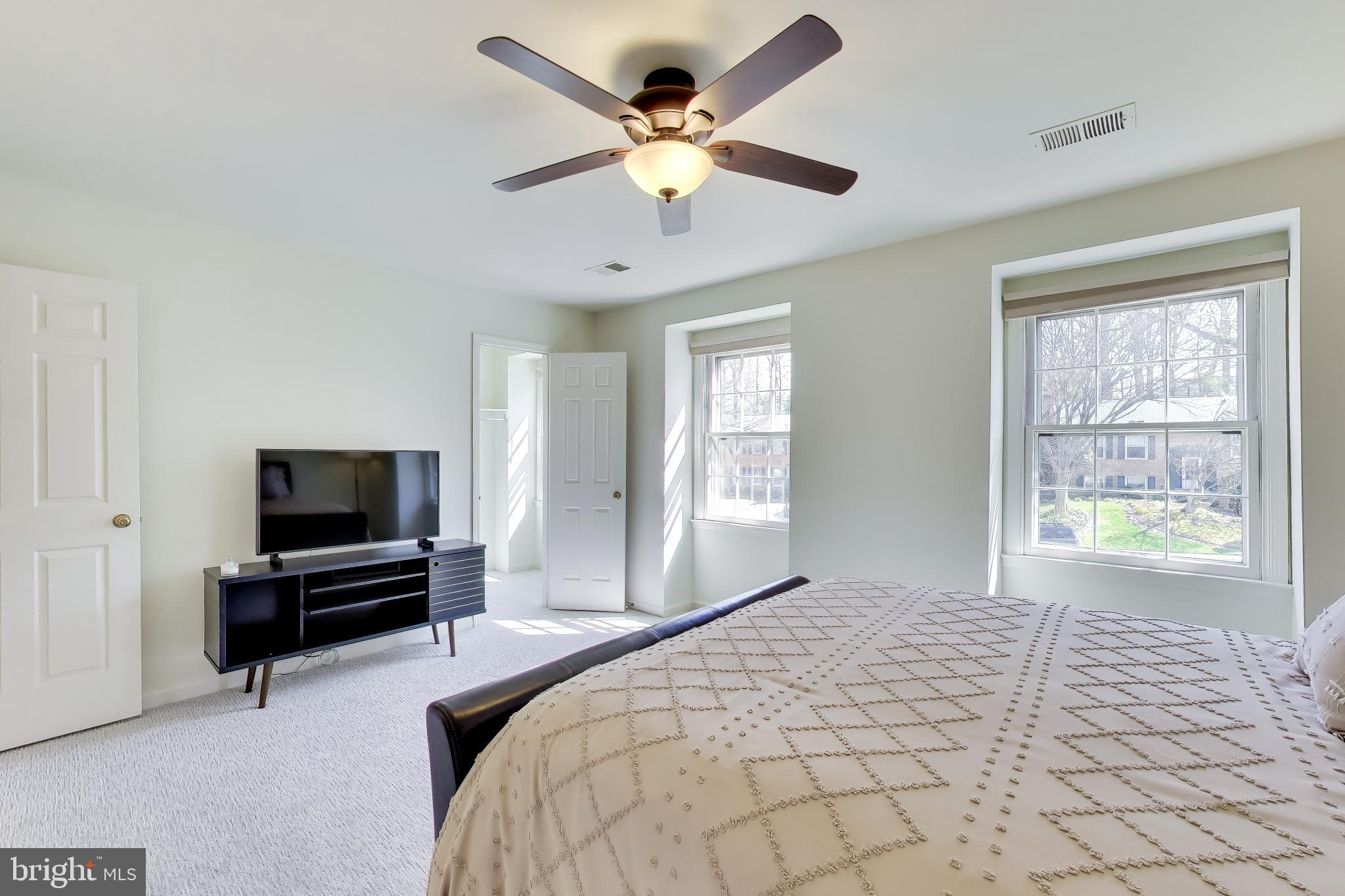 10150 Red Spruce Road Fairfax, VA 22032 - Photo 31 of 70 Bedroom #2 with a Walk-In Closet