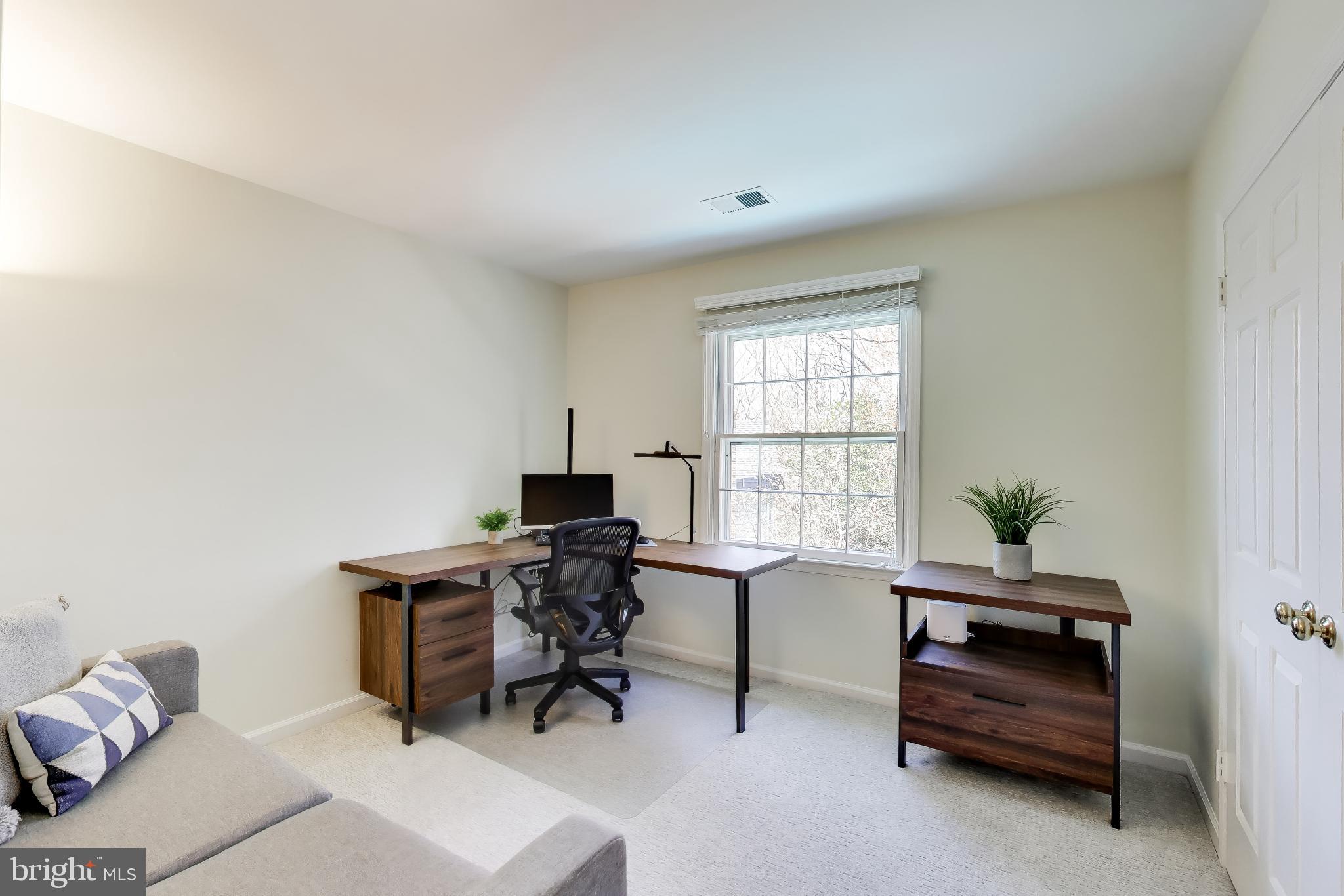 10150 Red Spruce Road Fairfax, VA 22032 - Photo 35 of 70 Bedroom #4