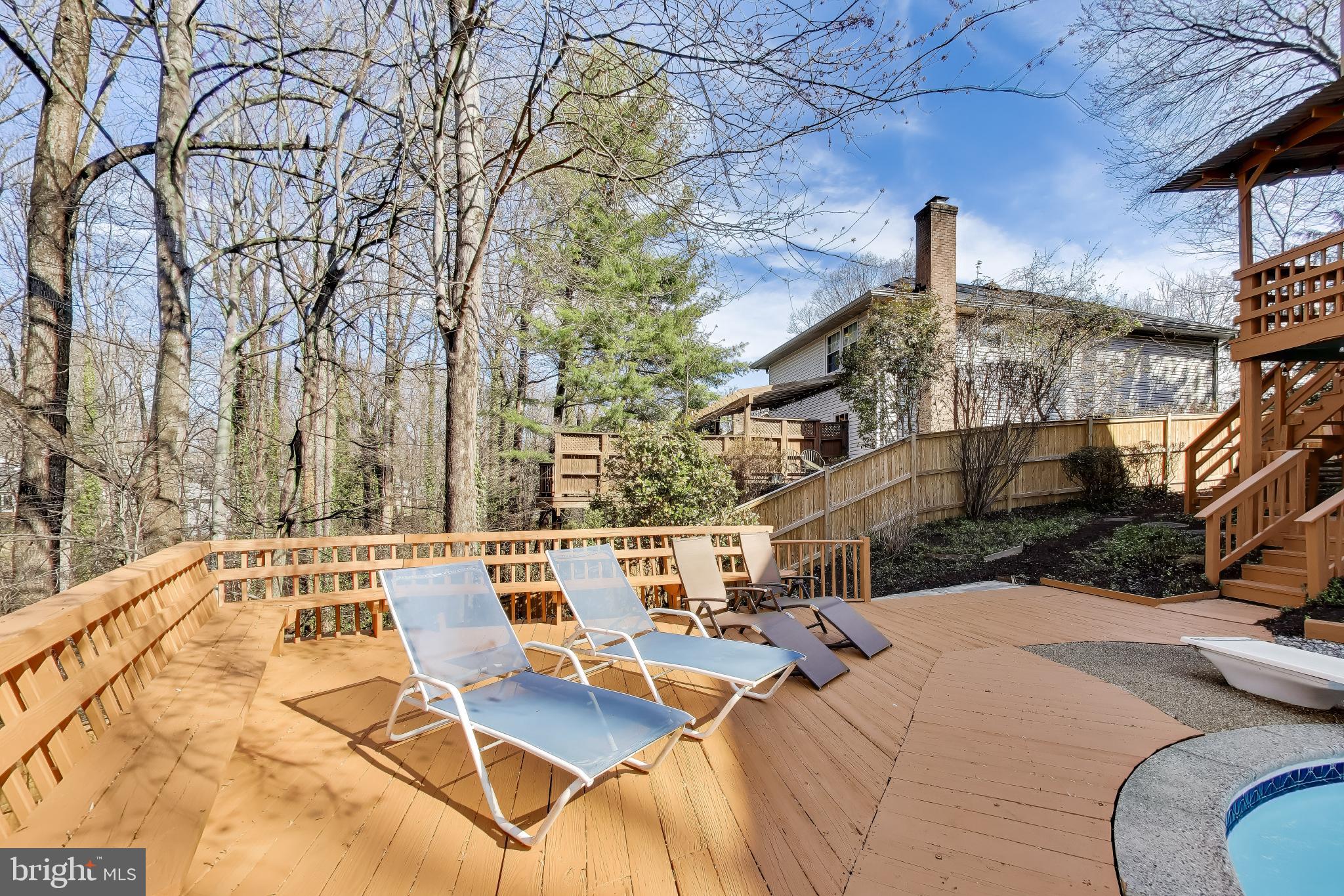 10150 Red Spruce Road Fairfax, VA 22032 - Photo 60 of 70 Deck Area