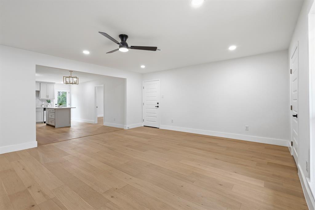 2528 Springvale Drive Farmers Branch, TX 75234 - Photo 6 of 25