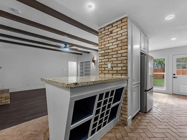 $2,700 | 9829 Cedardale Drive, Houston, TX 77055