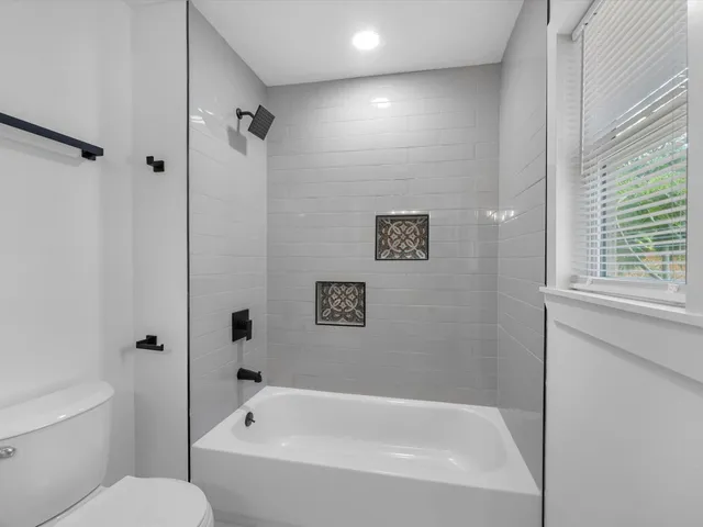 $2,700 | 9829 Cedardale Drive, Houston, TX 77055