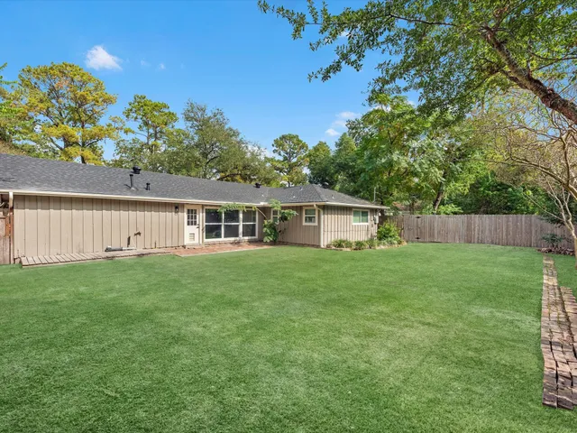 $2,700 | 9829 Cedardale Drive, Houston, TX 77055