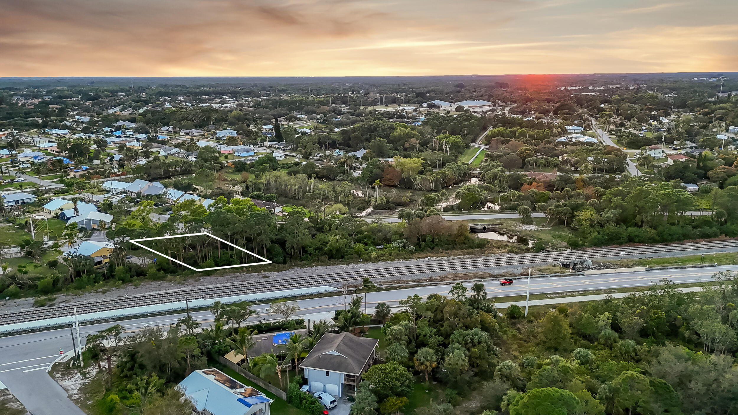 4959 Southeast Primrose Way Stuart, FL 34997 - Photo 10 of 12