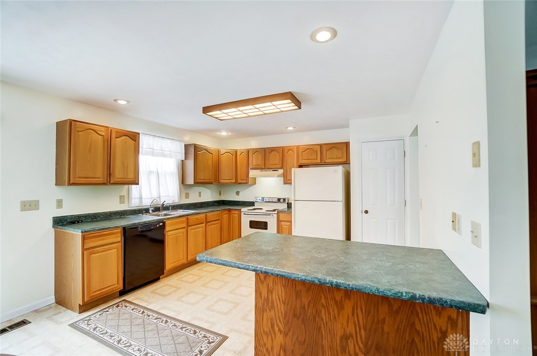 174 Patterson Road Houston, OH 45333 - Photo 14 of 34