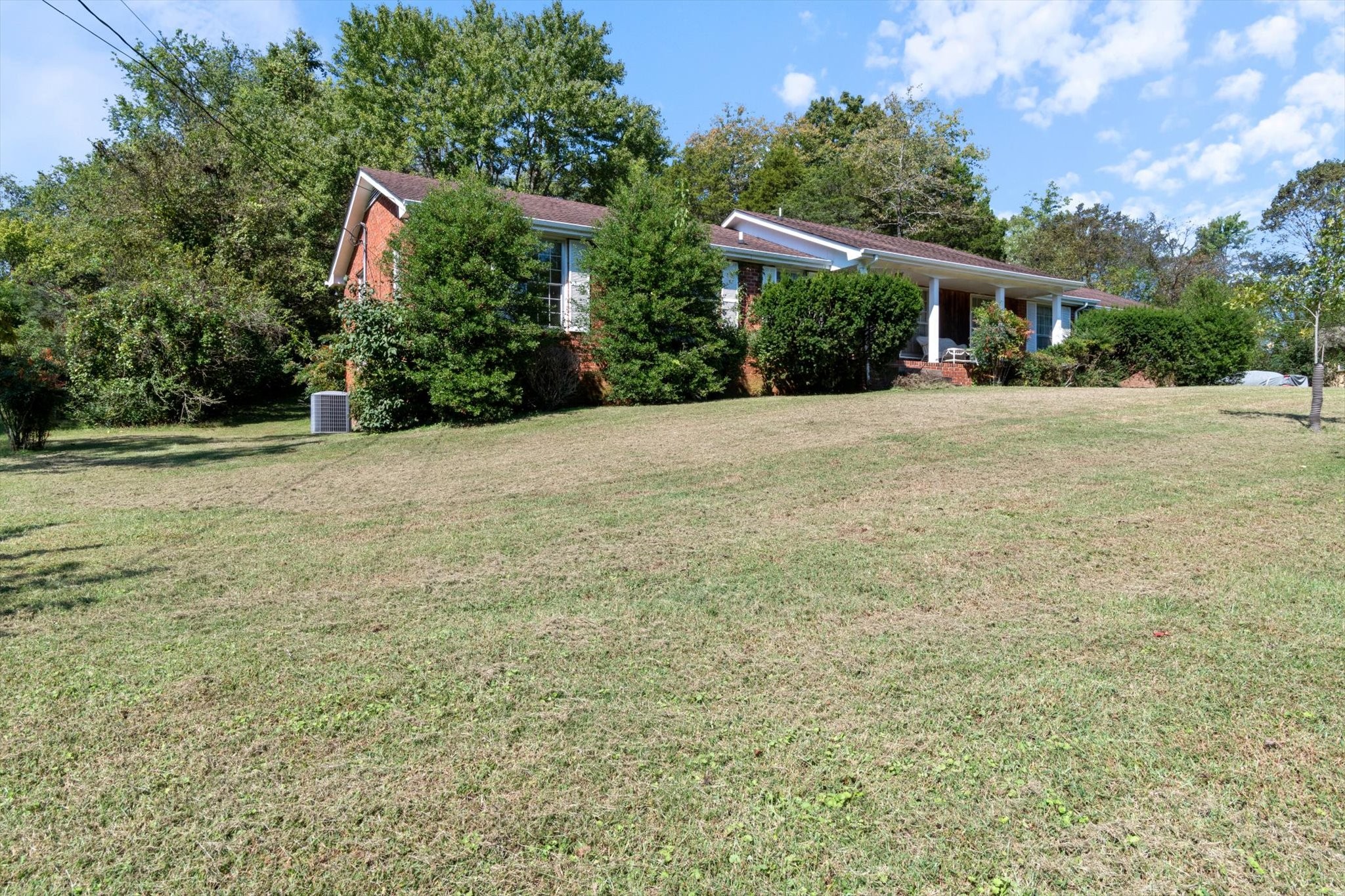 384 South Greenhill Road Mount Juliet, TN 37122 - Photo 3 of 25 Gallery Image 3