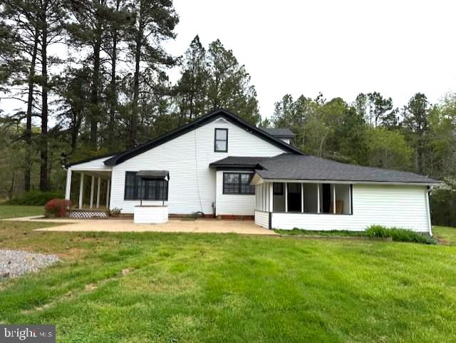 9909 Elys Ford Road Fredericksburg, VA 22407 - Photo 17 of 18 Charming home nestled in nature's embrace.