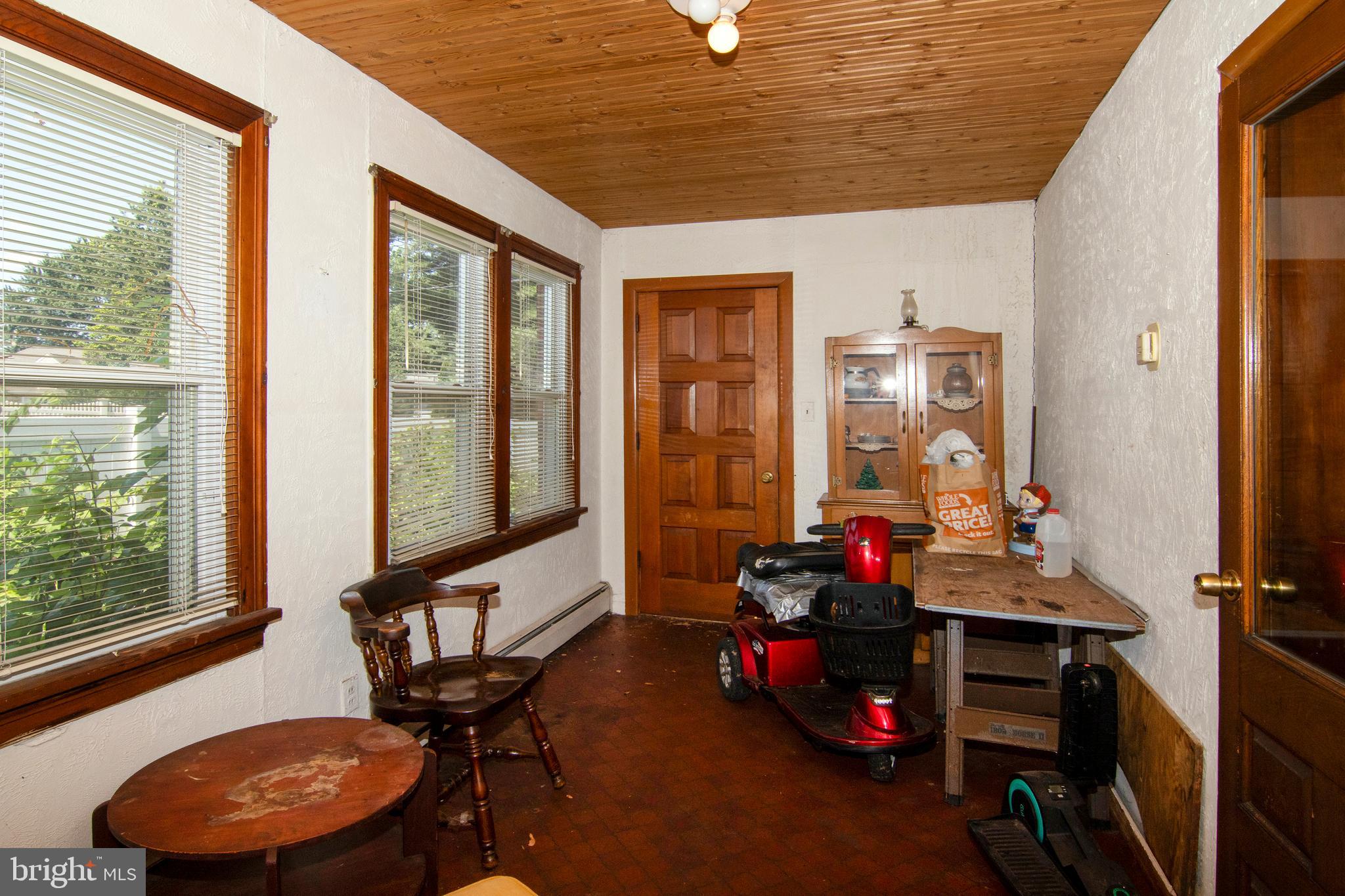 266 Passaic Avenue Thorofare, NJ 08086 - Photo 8 of 53 a room with furniture and window