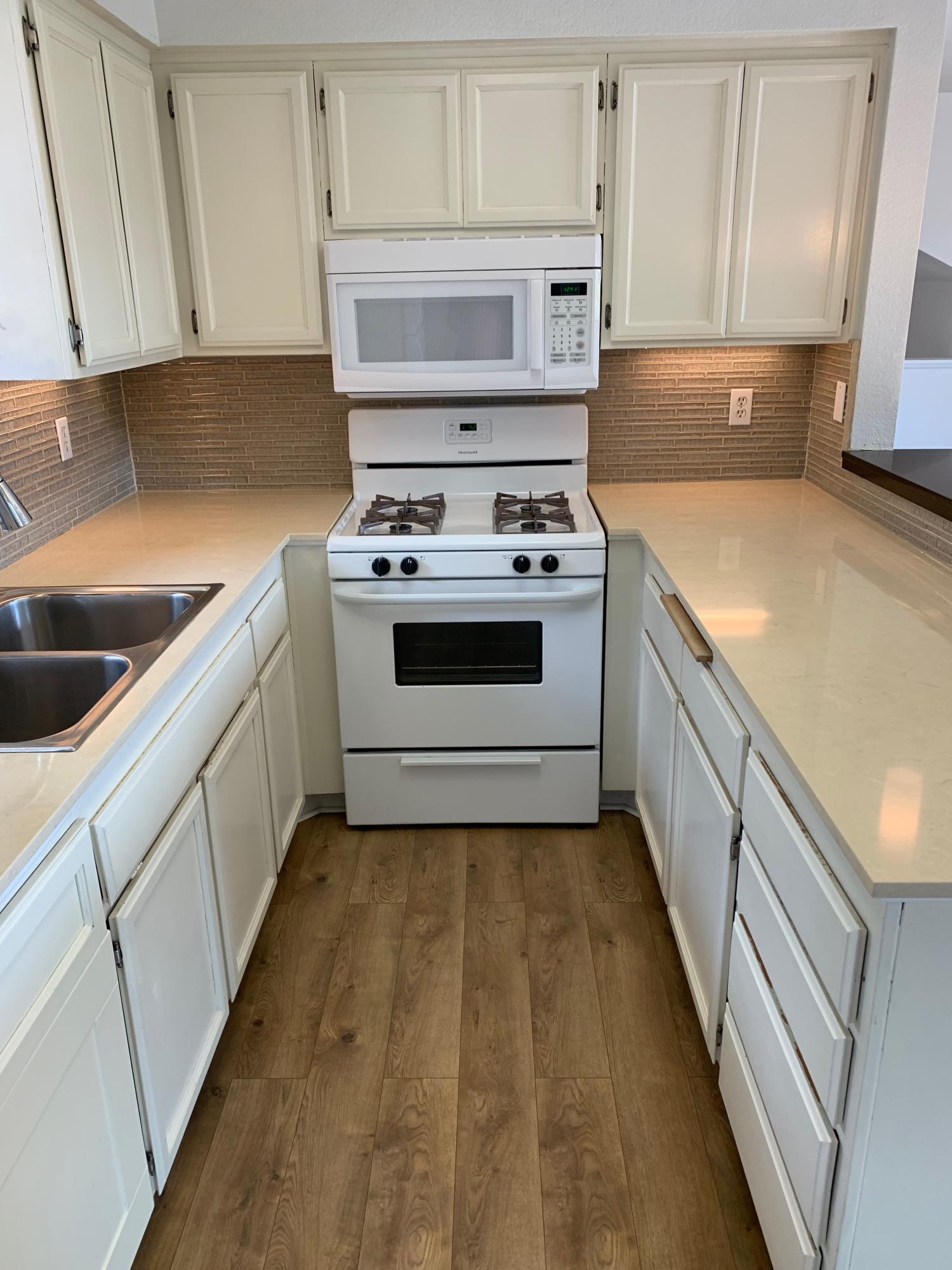 4016 Primavera Road, Unit A Santa Barbara, CA 93110 - Photo 6 of 19 IMG_0687