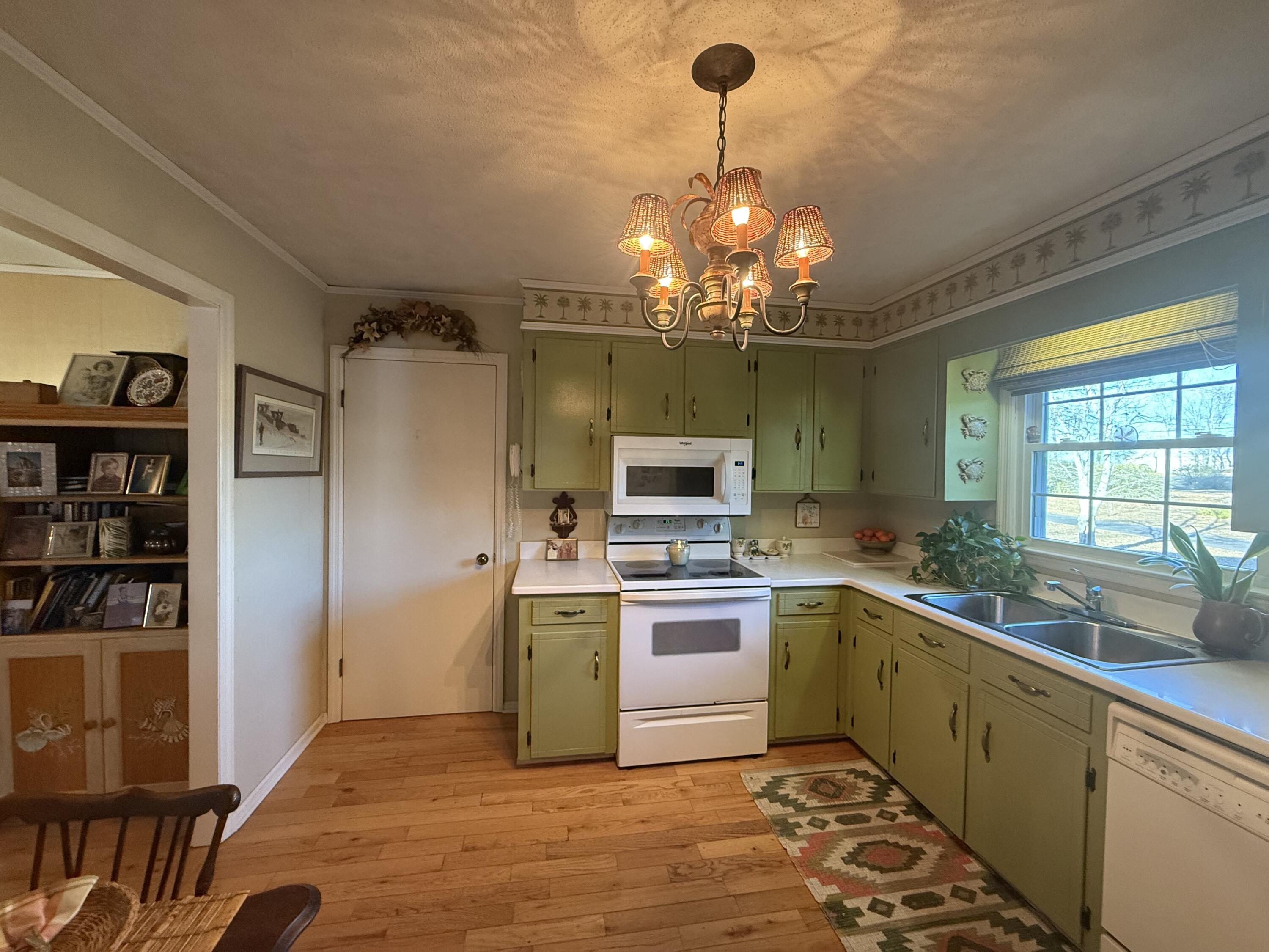 784 Columbia Road Edgefield, SC 29824 - Photo 9 of 19 Gallery Image 9