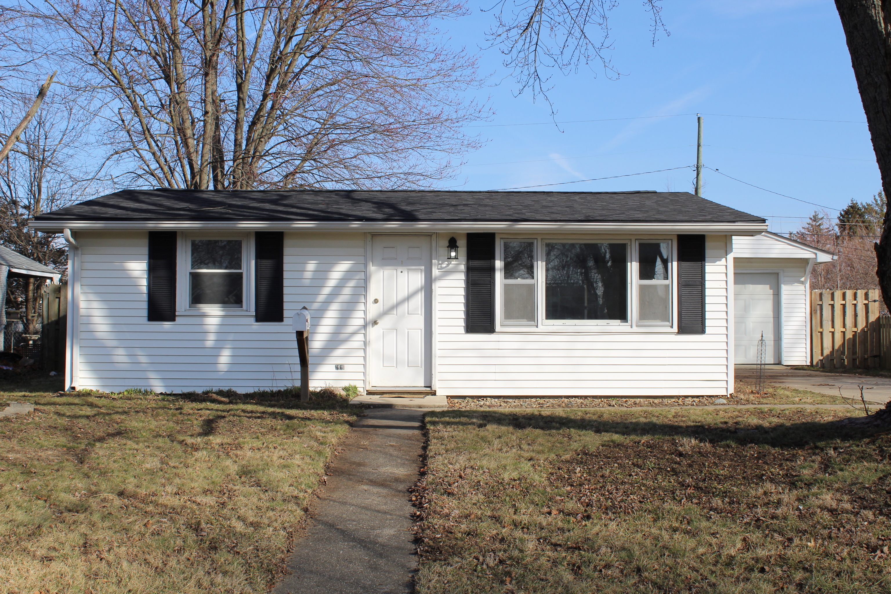 902 Dicks Street Lebanon, IN 46052 - Photo 1 of 15