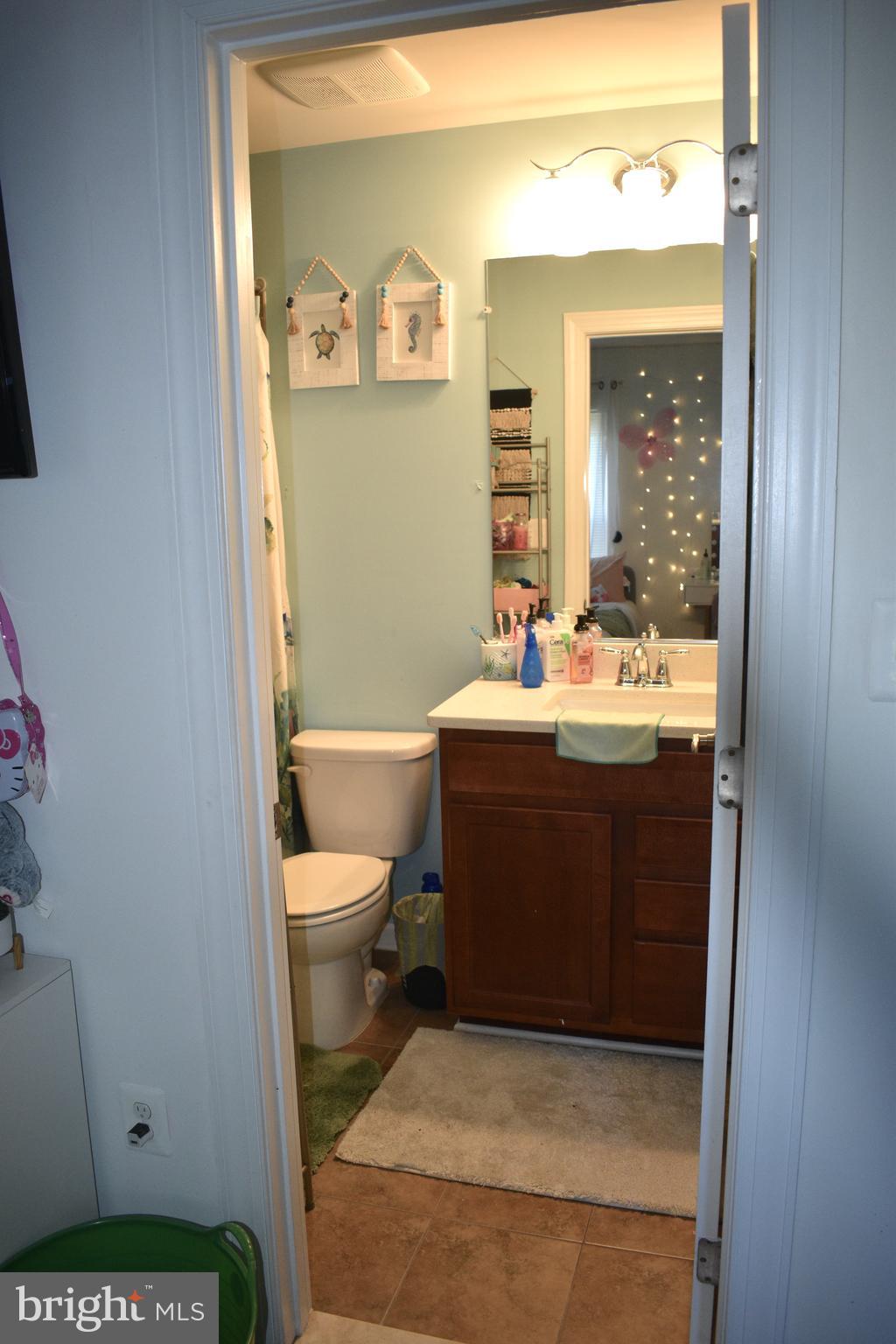 7444 Riding Meadow Way Manassas, VA 20111 - Photo 11 of 22 Gallery Image 11