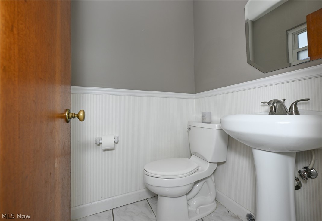 202 Westover Drive Akron, OH 44313 - Photo 24 of 50