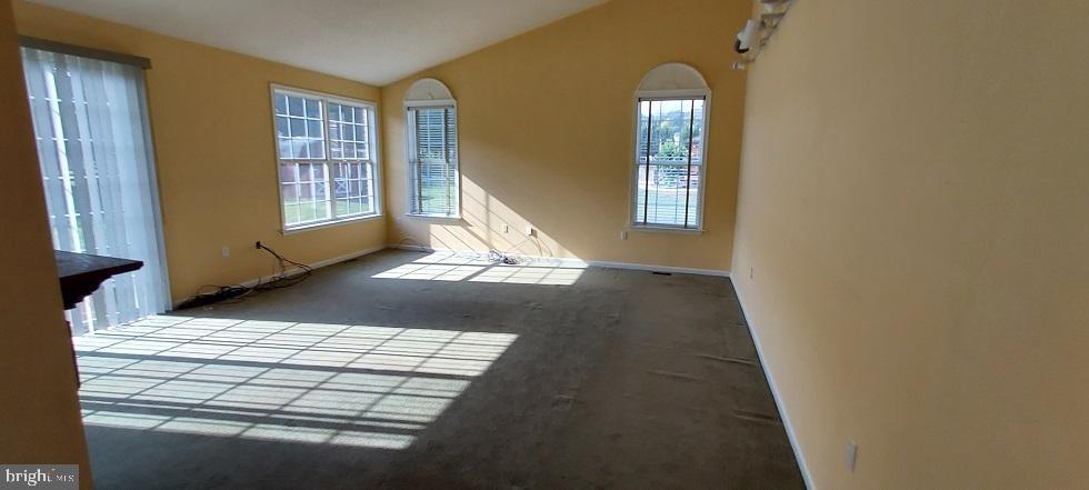 21700 Slidell Road Boyds, MD 20841 - Photo 19 of 45 Family room