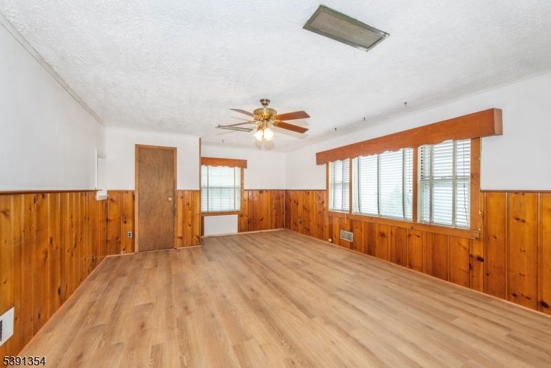 70 Gerard Road Nutley, NJ 07110 - Photo 13 of 26