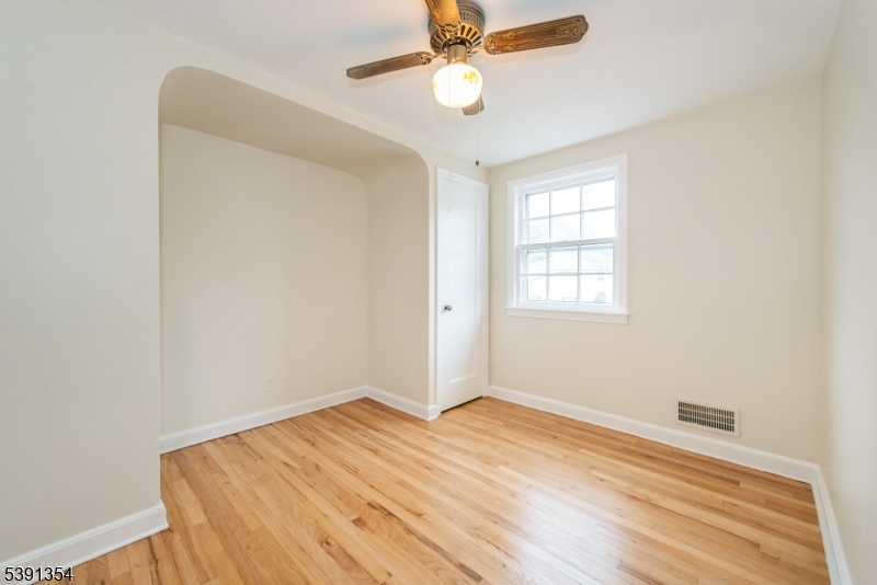 70 Gerard Road Nutley, NJ 07110 - Photo 17 of 26