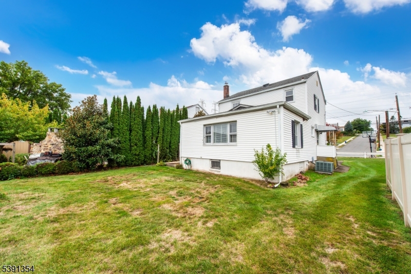 70 Gerard Road Nutley, NJ 07110 - Photo 23 of 26