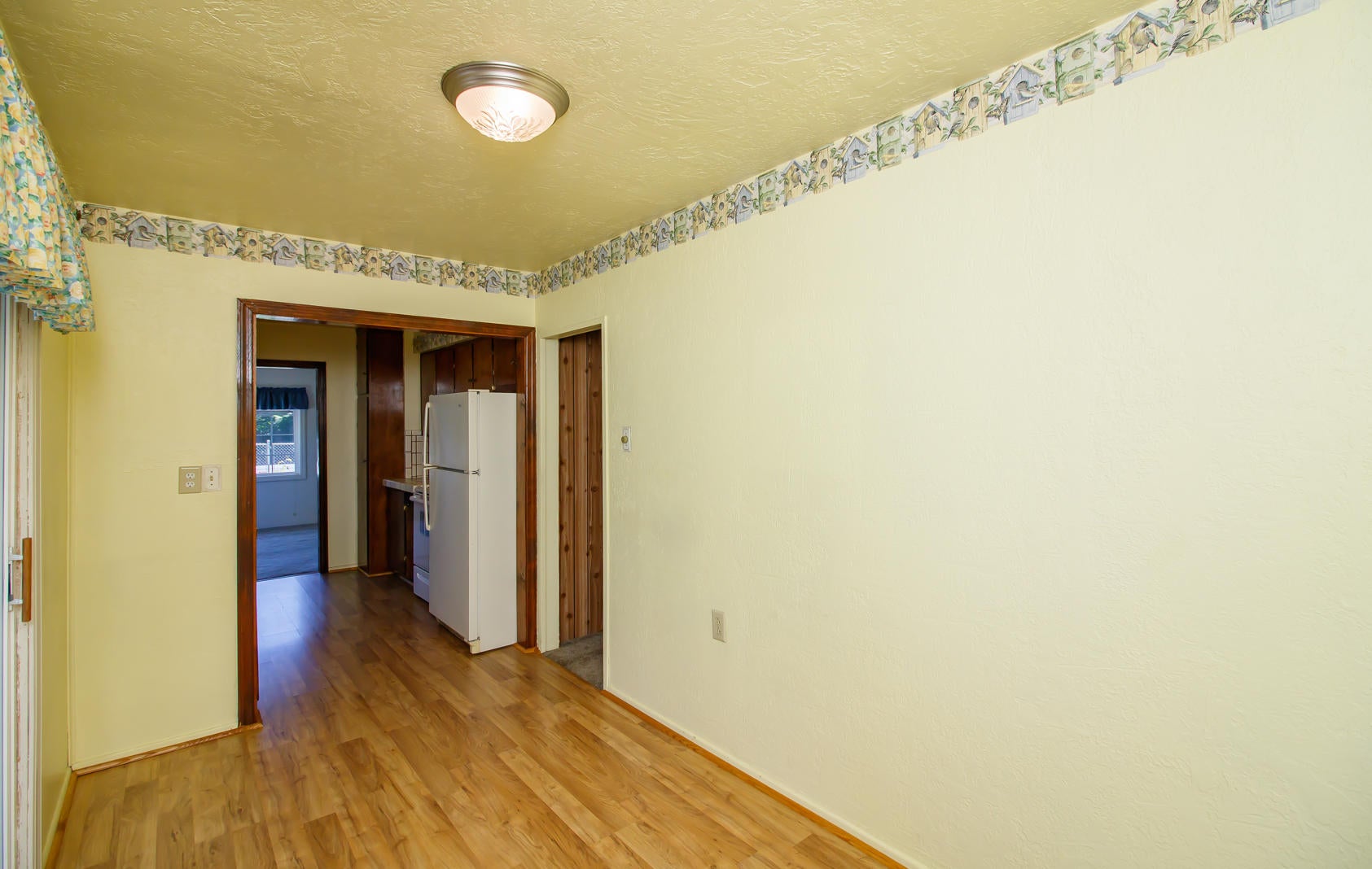 5161 Gebhard Road Central Point, OR 97502 - Photo 10 of 27 10