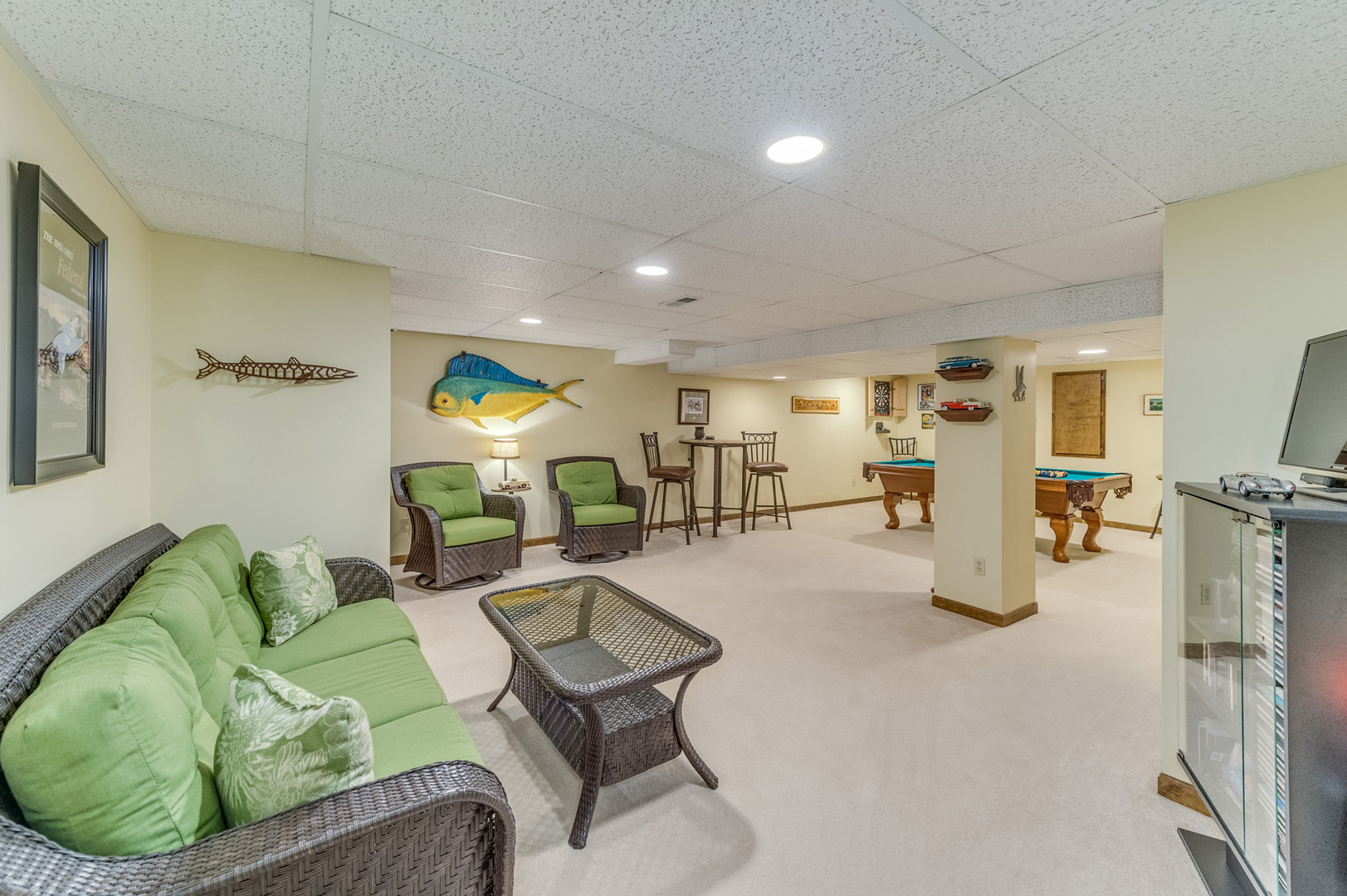 628 North Tyler Road St. Charles, IL 60174 - Photo 27 of 38