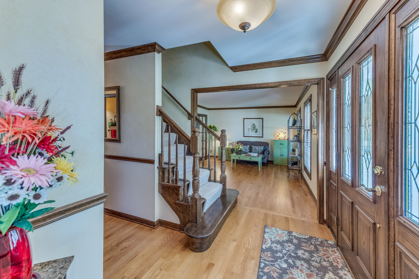 628 North Tyler Road St. Charles, IL 60174 - Photo 4 of 38