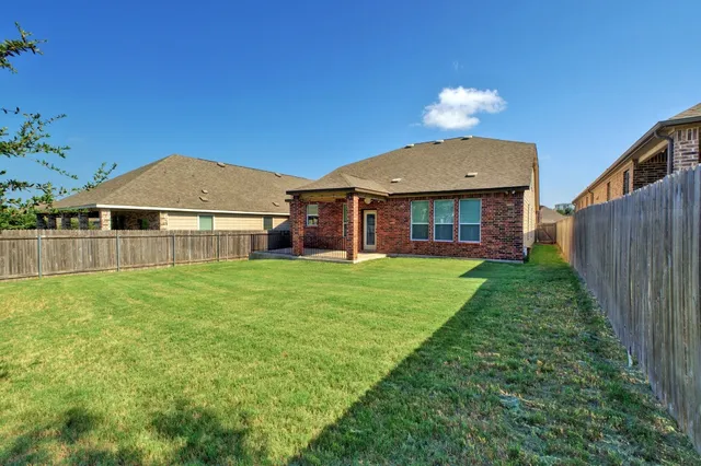 $450,000 | 7105 Nutria Run, Austin, TX 78744