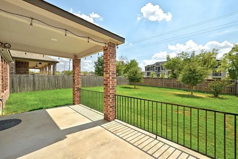 $450,000 | 7105 Nutria Run, Austin, TX 78744