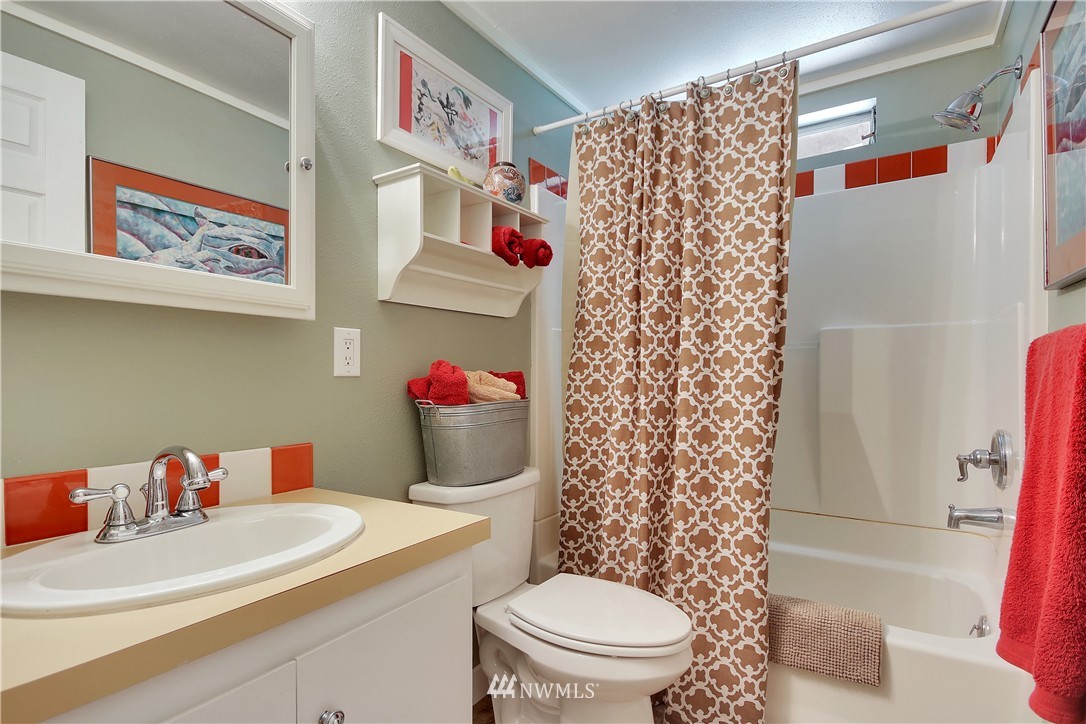 7435 Delphi Road Southwest Olympia, WA 98512 - Photo 15 of 24 Gallery Image 15