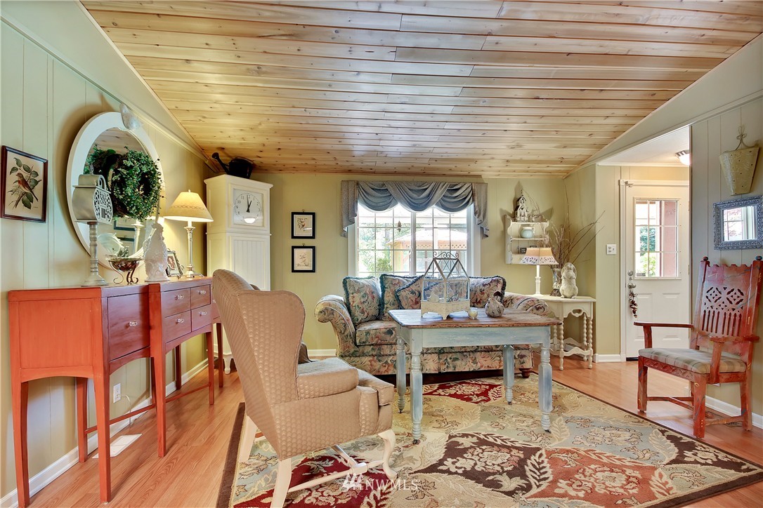 7435 Delphi Road Southwest Olympia, WA 98512 - Photo 7 of 24 Gallery Image 7