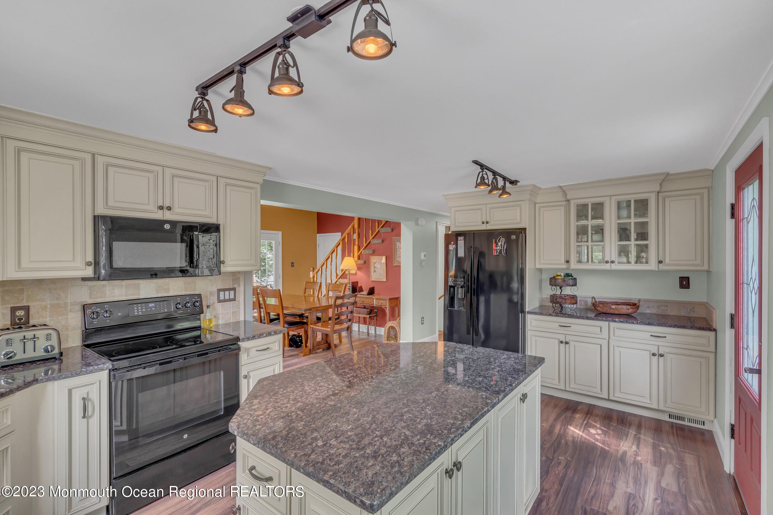 37 Freehold Road Jackson, NJ 08527 - Photo 14 of 80 5 (1)