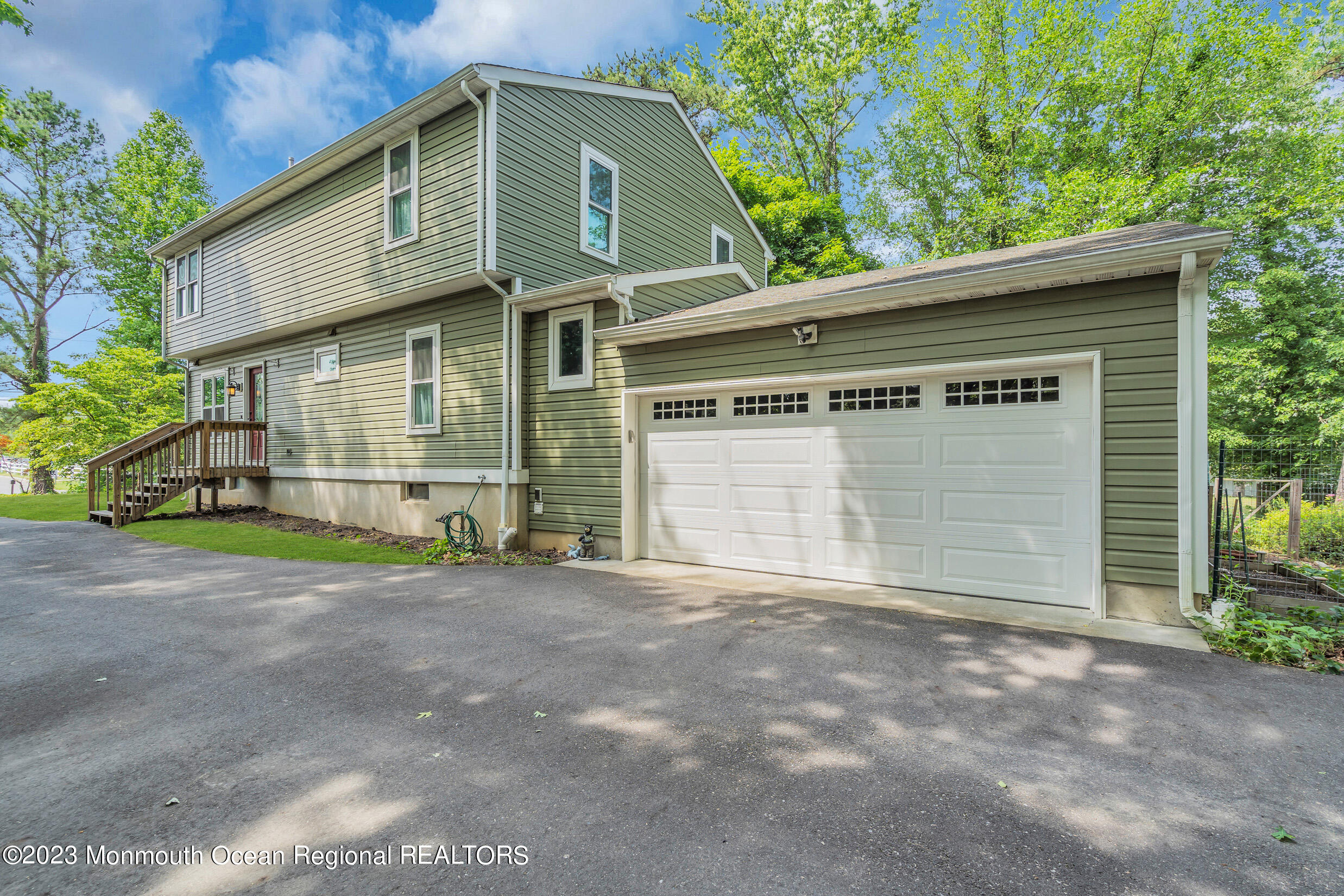 37 Freehold Road Jackson, NJ 08527 - Photo 3 of 80 1 (3)