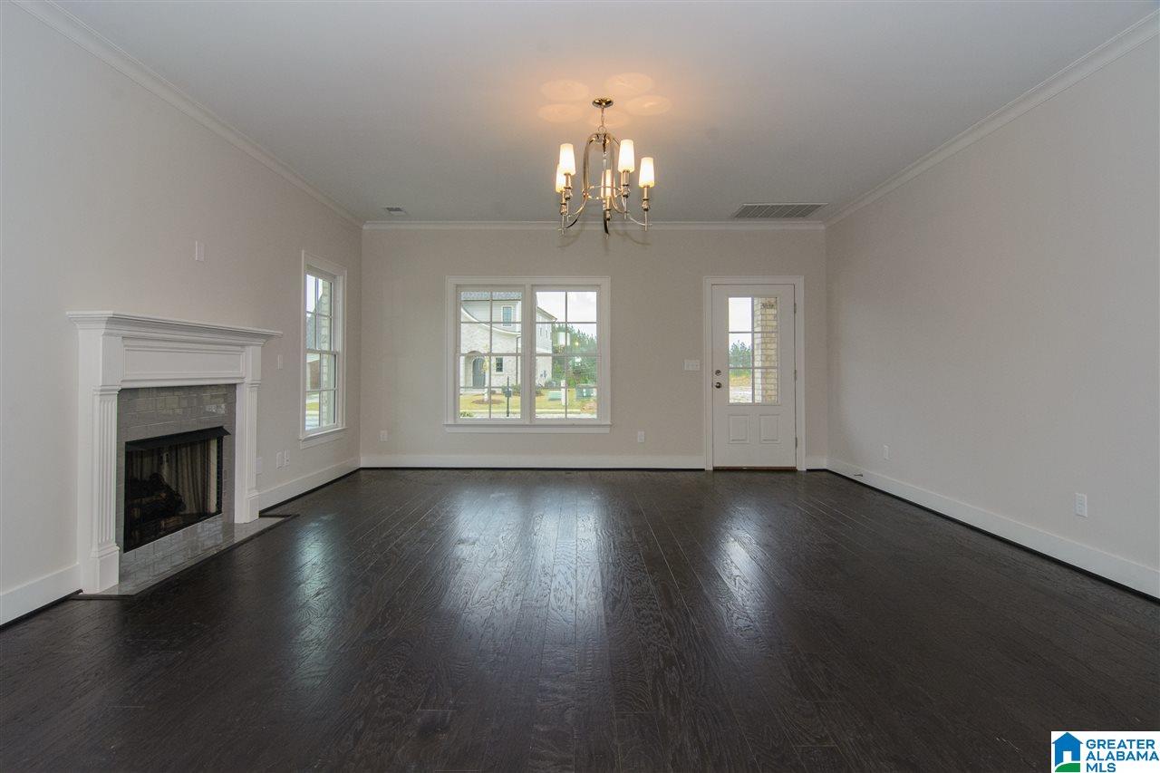 555 Grayson Place Chelsea, AL 35043 - Photo 4 of 42