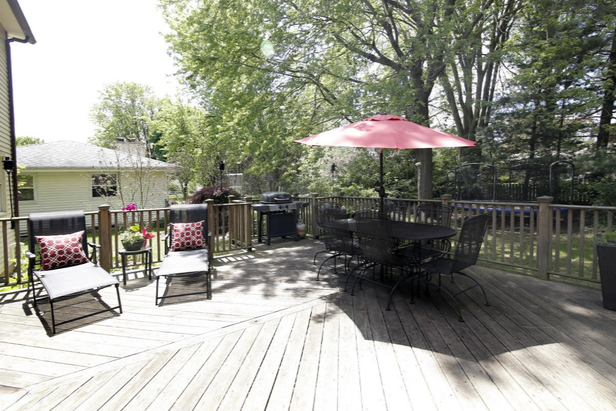 1021 Piccadilly Road Kalamazoo, MI 49006 - Photo 18 of 22 1021 Picadilly-18_TN