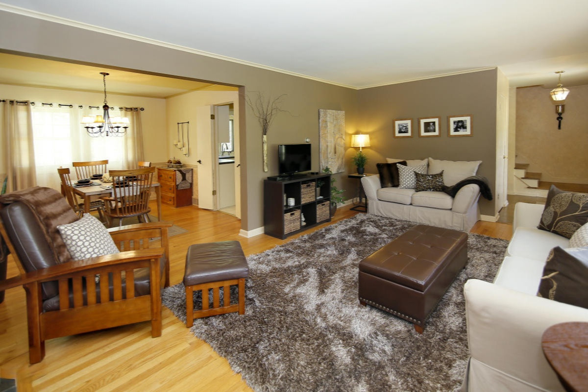 1021 Piccadilly Road Kalamazoo, MI 49006 - Photo 4 of 22 1021 Picadilly-04_TN