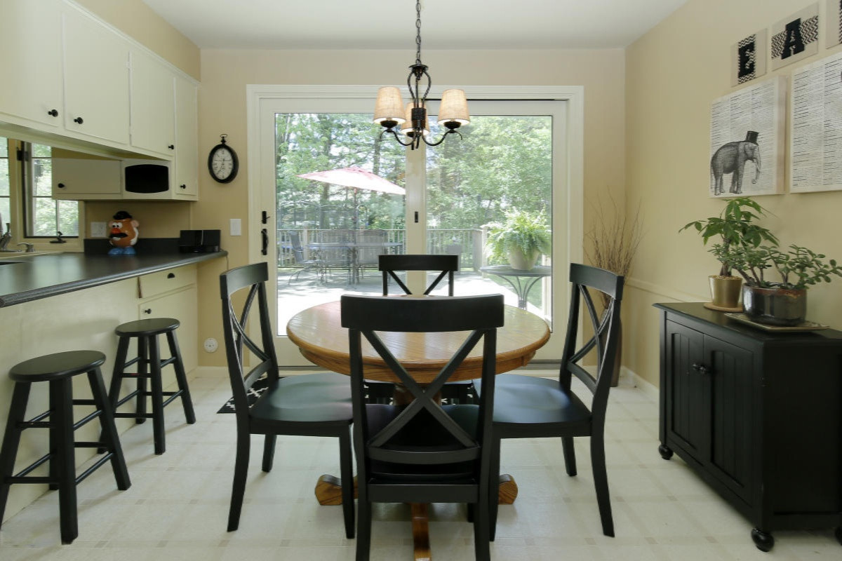 1021 Piccadilly Road Kalamazoo, MI 49006 - Photo 10 of 22 1021 Picadilly-10_TN
