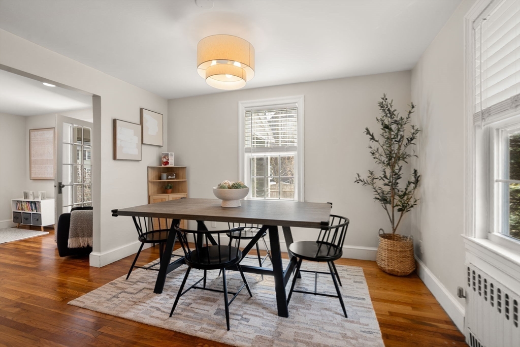 20 Pilgrim Road Reading, MA 01867 - Photo 12 of 35